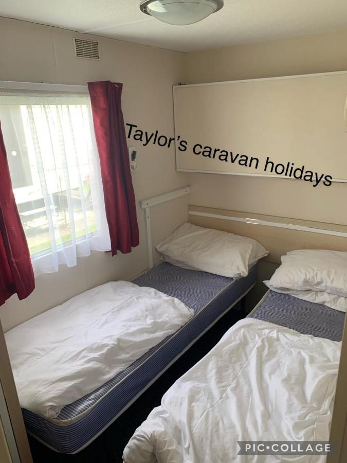 Taylor'S Caravan Holiday'S 9 Berth Villa Ingoldmells Exterior photo